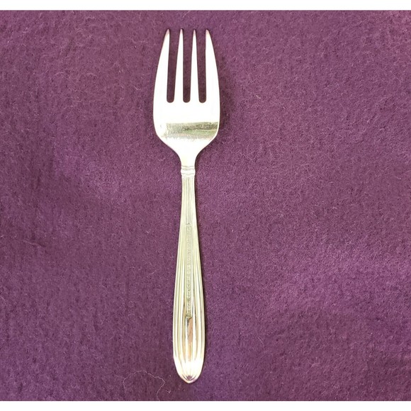 Reed & Barton Jubilee Stainless Flatware Salad Fork Ridges Glossy Discontinued - Picture 2 of 3